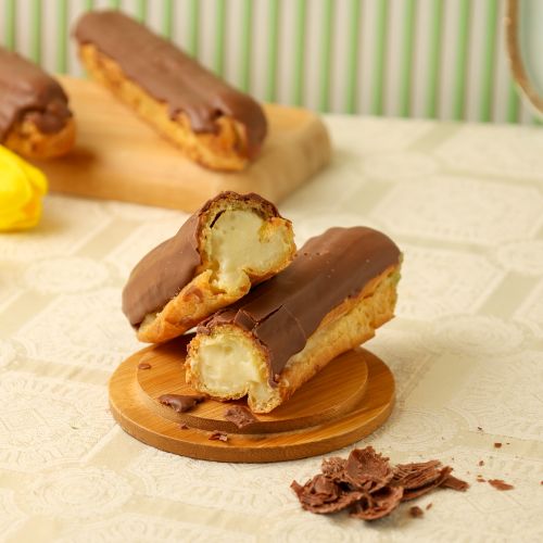 chocolate-eclair
